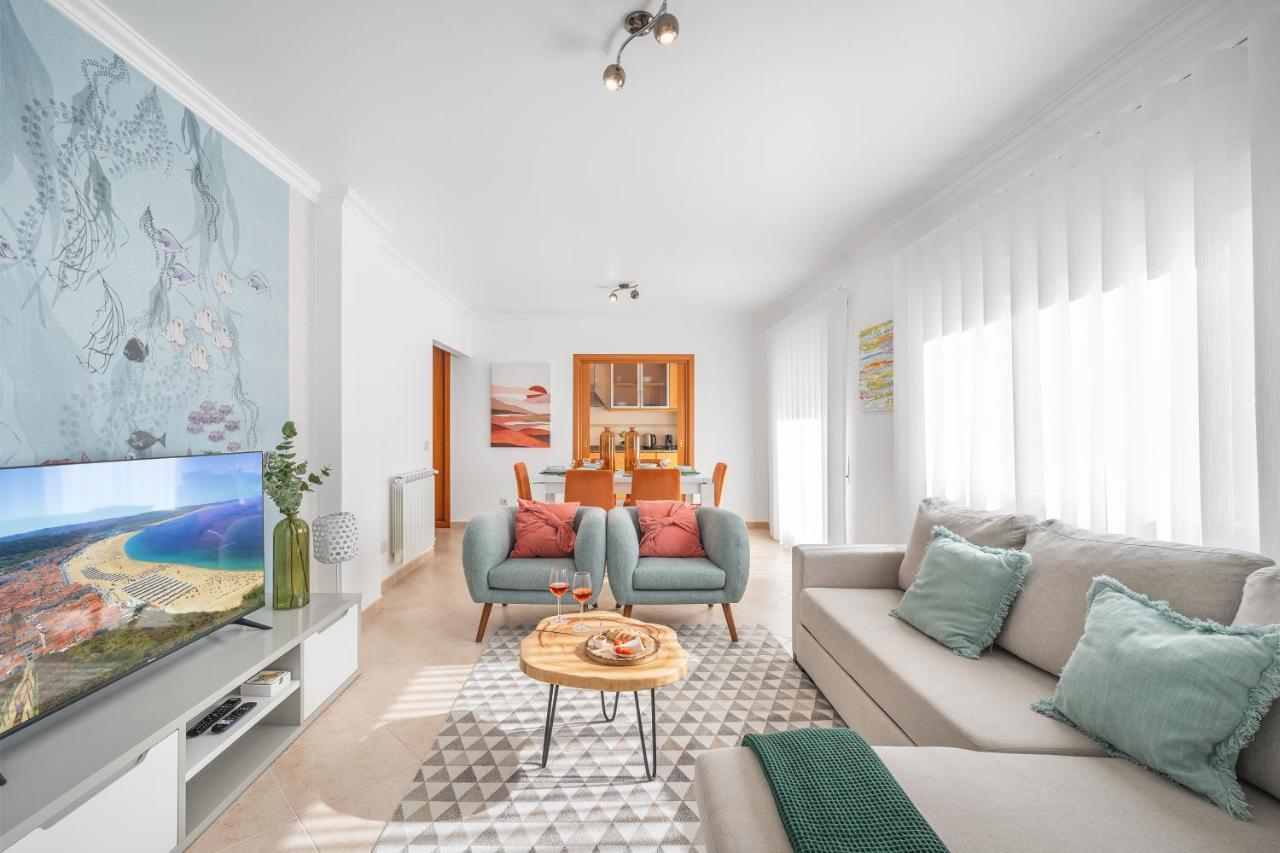 Ocean Getaway - Private Parking And Sea View Lejlighed Nazaré Eksteriør billede